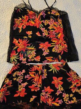 Lise Charmel Short Pajamas, Size Small